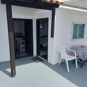 https://studios-garifalia.hotelschalkidiki.net