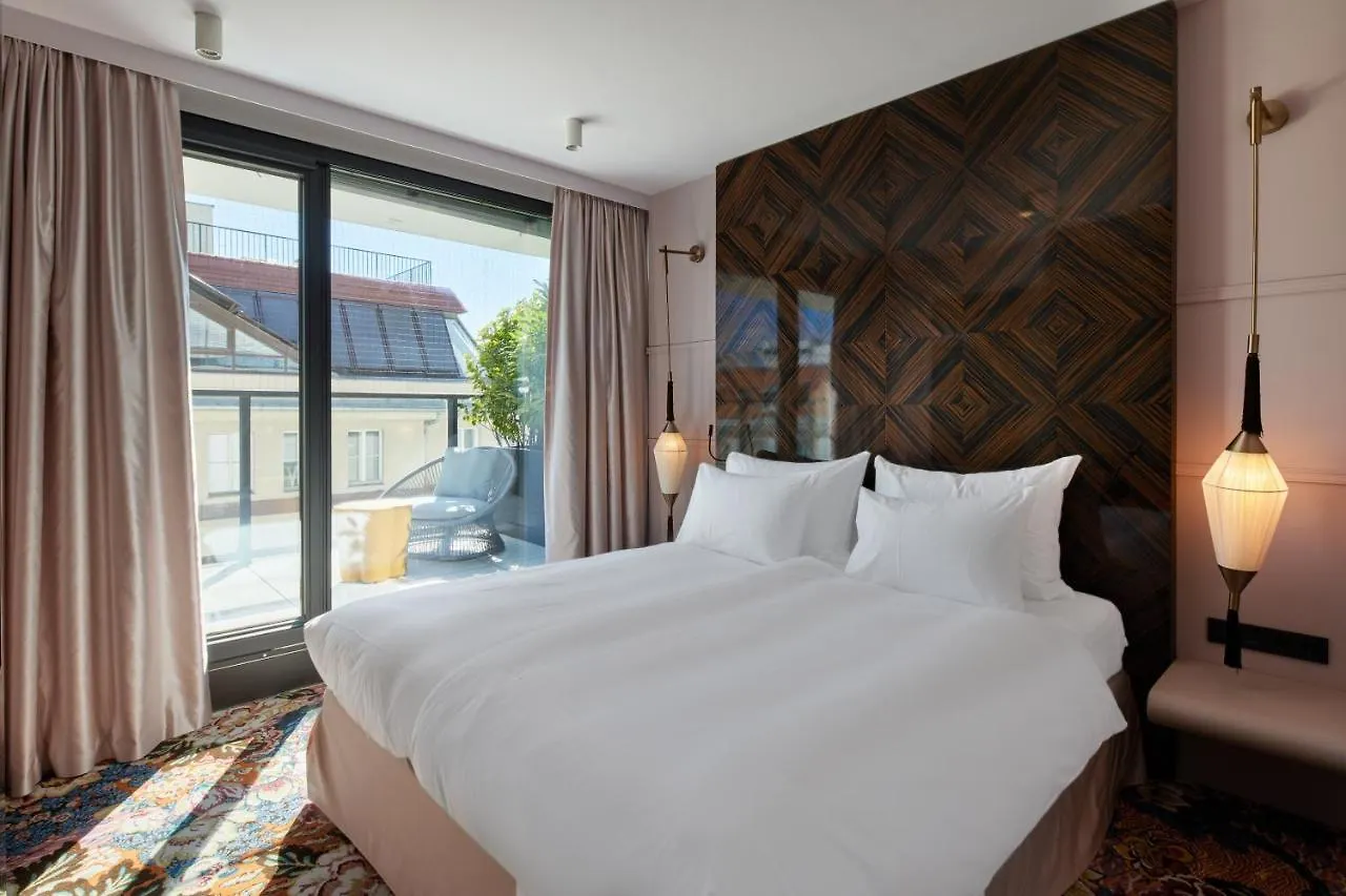 Hotel Topazz&Lamée Bécs