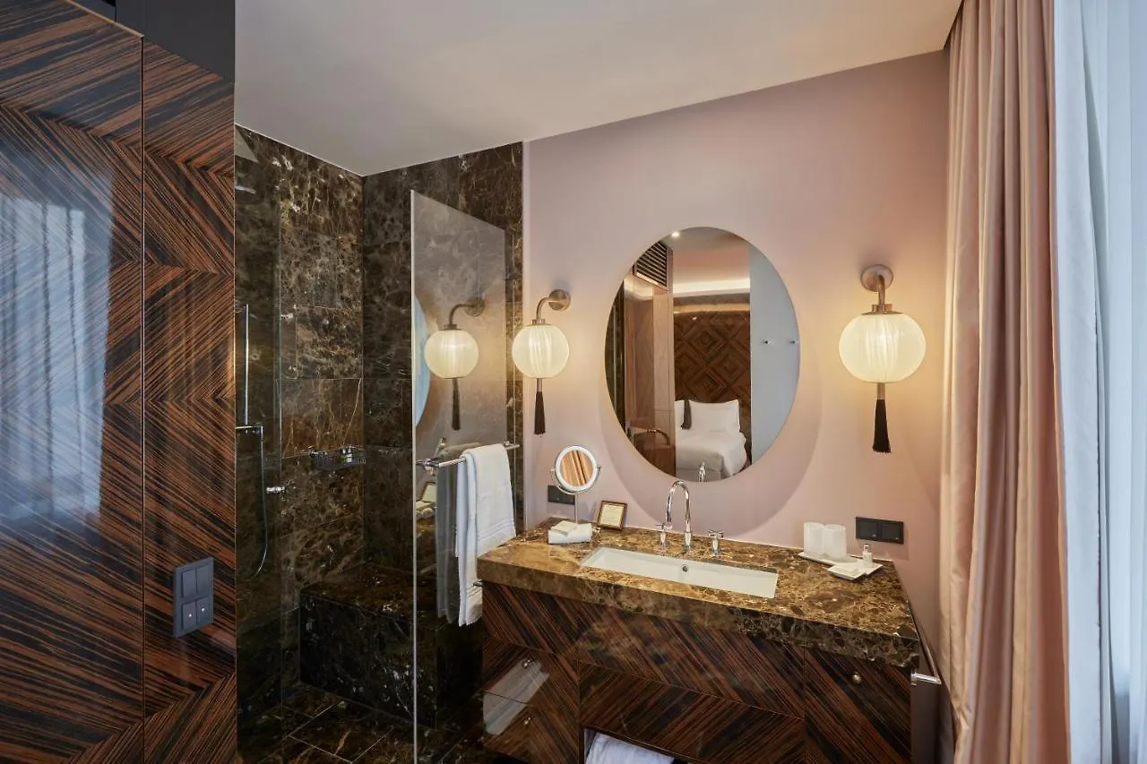 Hotel Topazz & Lamee Βιέννη 5*,