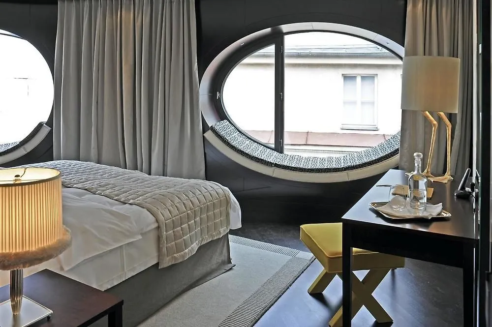 Hotel Topazz&Lamée Bécs