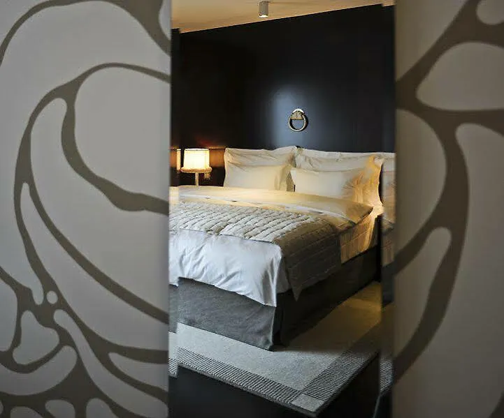 וינה Hotel Topazz & Lamee 5*,
